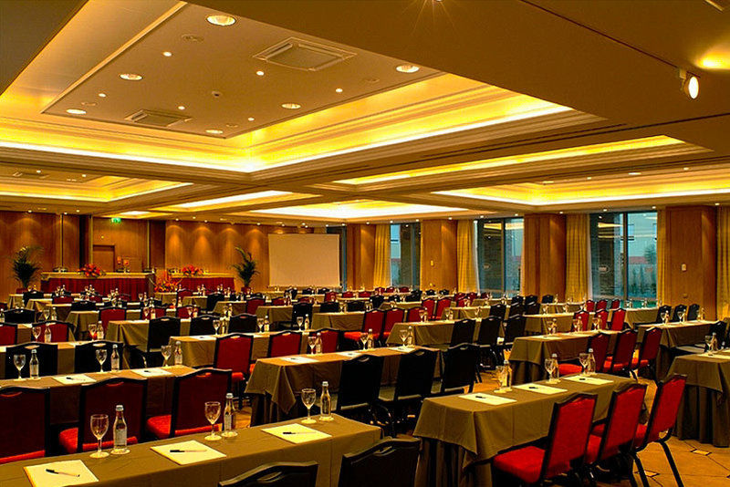 Hotel Real Oeiras Paço de Arcos Ανέσεις φωτογραφία